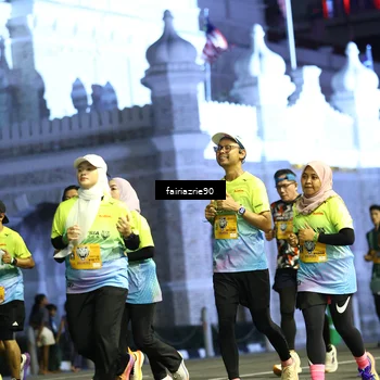 Runner Photo 5555333