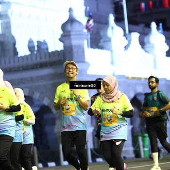 Runner Photo 5555343