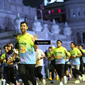 Runner Photo 5555418