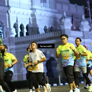Runner Photo 5555468