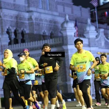 Runner Photo 5555547