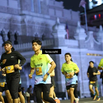 Runner Photo 5555561
