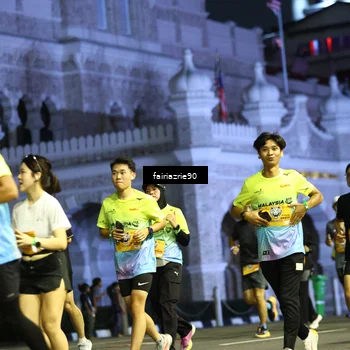 Runner Photo 5555570