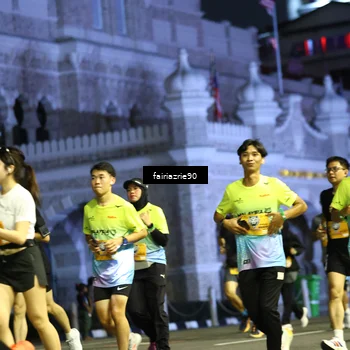 Runner Photo 5555581