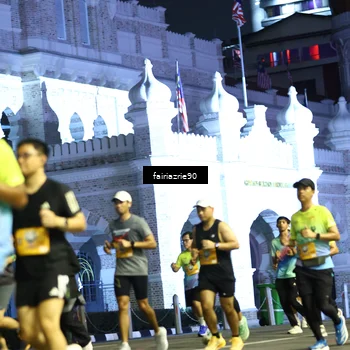 Runner Photo 5555618