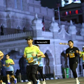 Runner Photo 5555658