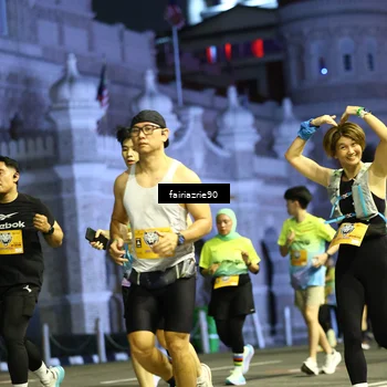 Runner Photo 5555688