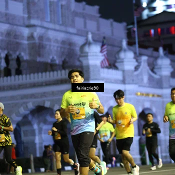 Runner Photo 5555750