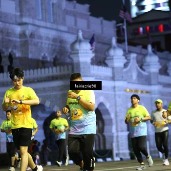 Runner Photo 5555752