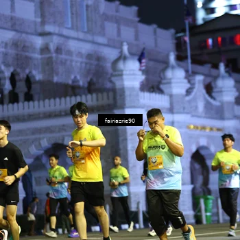 Runner Photo 5555757