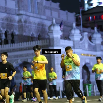 Runner Photo 5555762