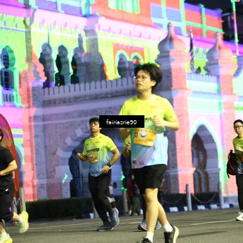 Runner Photo 5555788