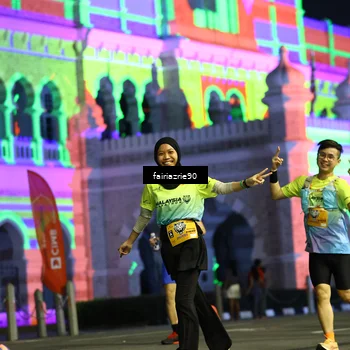 Runner Photo 5555874