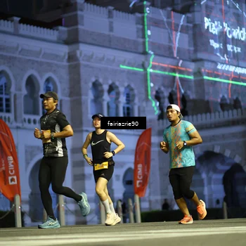 Runner Photo 5560001