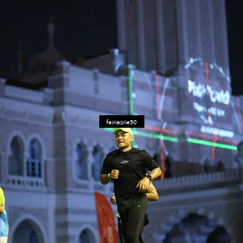 Runner Photo 5560100