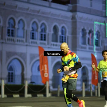 Runner Photo 5560338