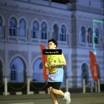 Runner Photo 5560353