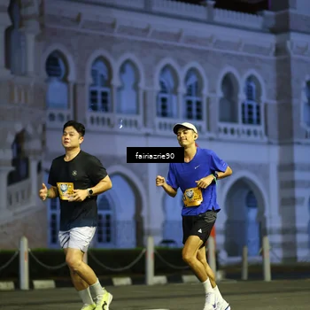 Runner Photo 5560372