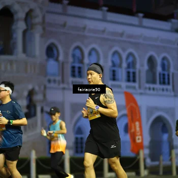 Runner Photo 5560435