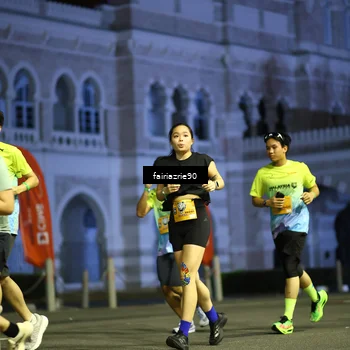 Runner Photo 5560560