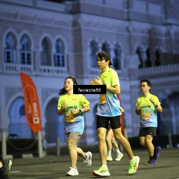 Runner Photo 5560621