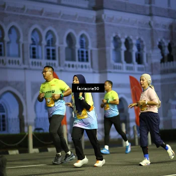 Runner Photo 5560679