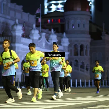Runner Photo 5560700