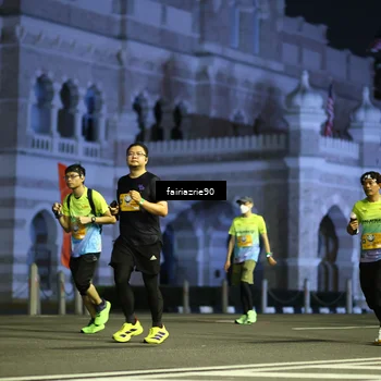 Runner Photo 5560800