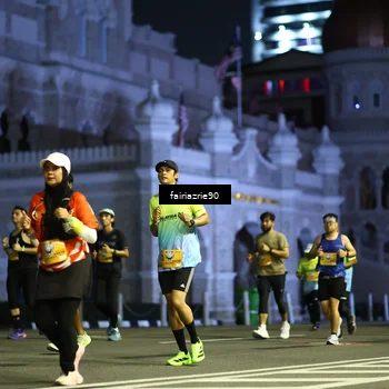 Runner Photo 5561053