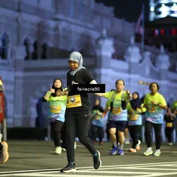 Runner Photo 5561072