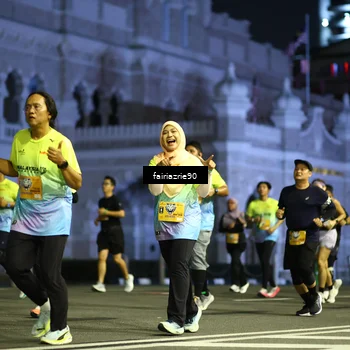 Runner Photo 5561098