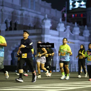 Runner Photo 5561112