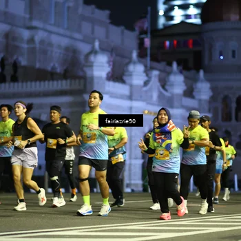 Runner Photo 5561114