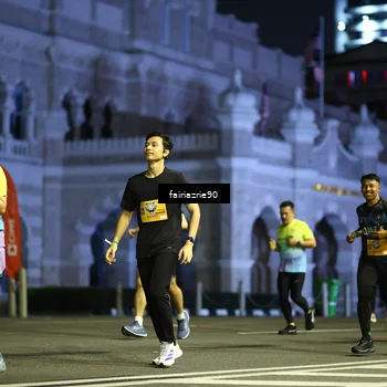 Runner Photo 5561211