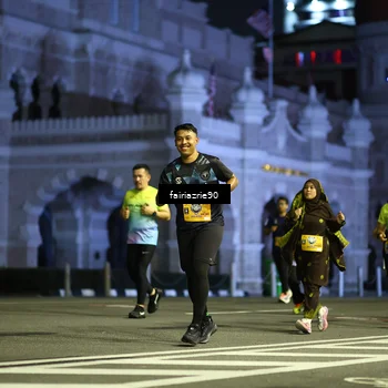 Runner Photo 5561212