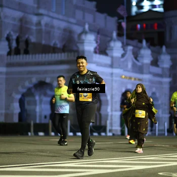 Runner Photo 5561213