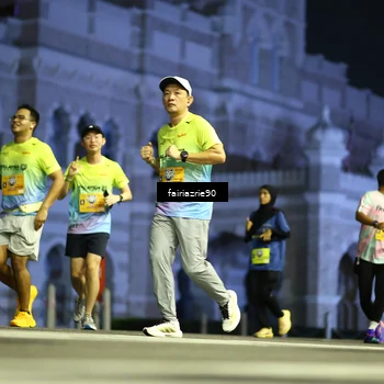 Runner Photo 5561253
