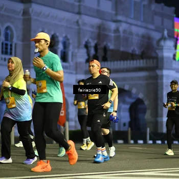 Runner Photo 5561534