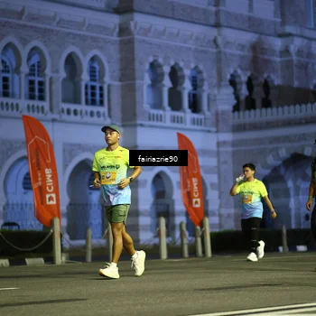 Runner Photo 5561575