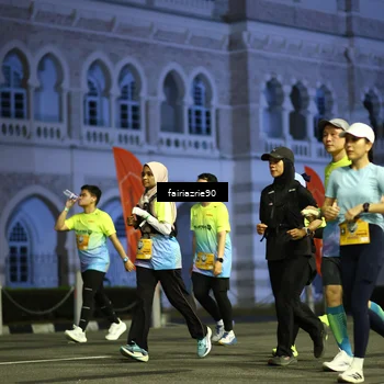 Runner Photo 5561595