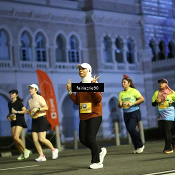 Runner Photo 5562012