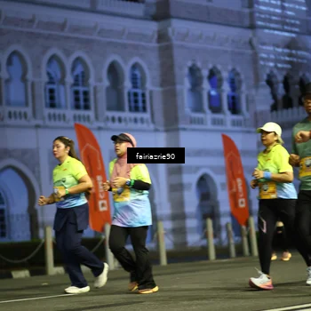 Runner Photo 5562016
