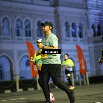 Runner Photo 5562023