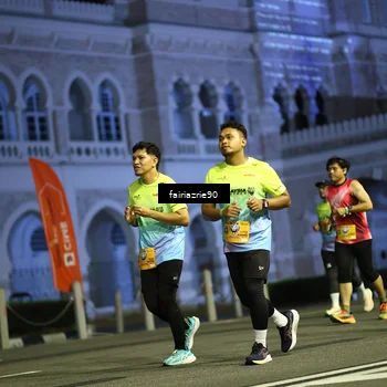 Runner Photo 5562030
