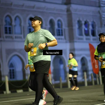 Runner Photo 5562031