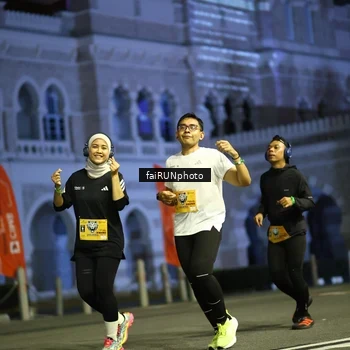 Runner Photo 5562069
