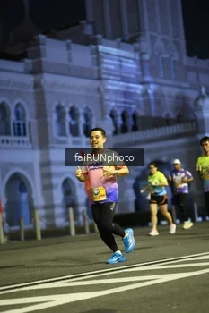 Runner Photo 5562093