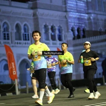 Runner Photo 5562095