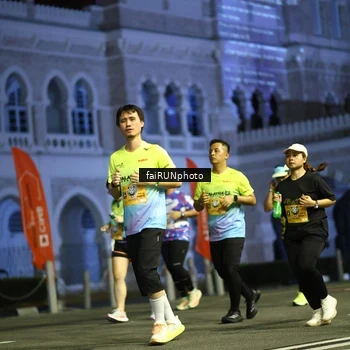Runner Photo 5562096