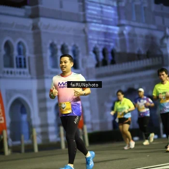 Runner Photo 5562097